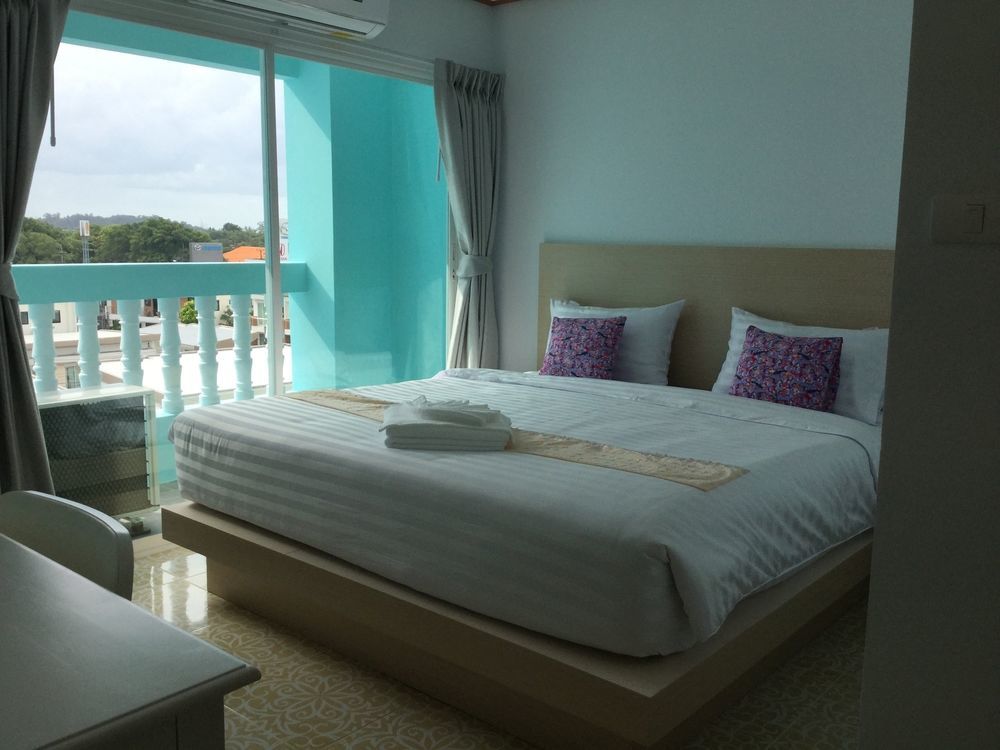 The Duck Phuket Exterior foto